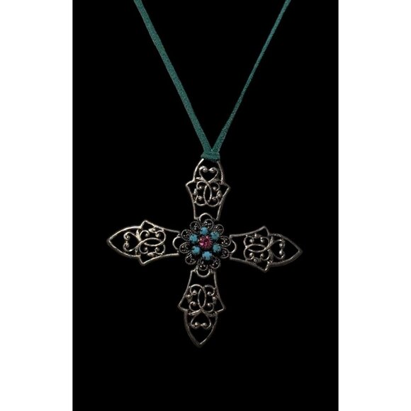Express Retro Celtic Cross Pendant Necklace - Picture 4 of 10
